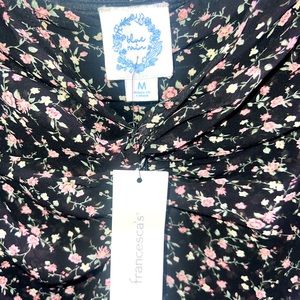 Brand New floral mini skirt 😍